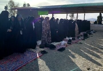 برگزاری نماز عید سعید فطر در روستای پیکان جرقویه سفلی