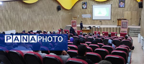 برگزاری جلسه انجمن اولیاء و مربیان دبیرستان نمونه دولتی فرزانگان شیروان