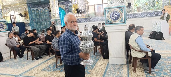 بدرقه دانش‌آموزان اعزامی به پیاده‌روی اربعین 