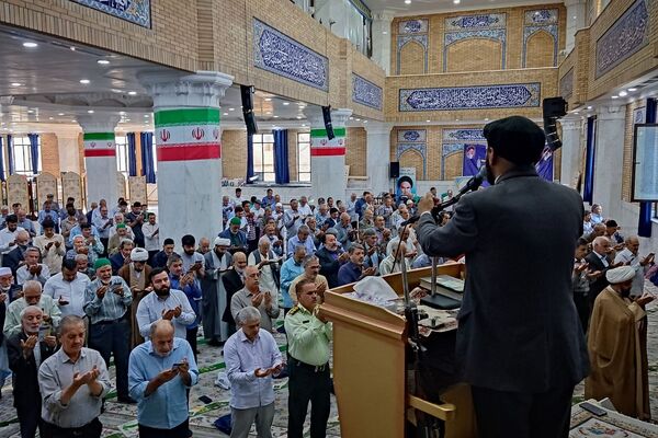 نماز عید قربان، تجلی بندگی خدا