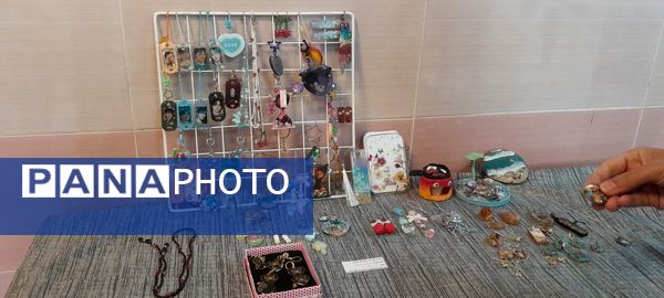 جشنواره نوجوان خوارزمی تلفیقی از علم و عمل در دبیرستان استعدادهای درخشان فرزانگان ملارد