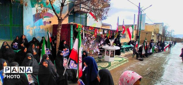 مراسم اربعین رهبر شهید و شهدای جنگ‌ رمضان در روستای توچغاز شهرستان ملایر