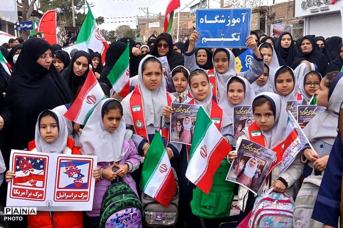 شهادت دانش‌آموزان میناب، نقاب جعلی دفاع از حقوق بشر را از سیمای دشمن کودک‌کش آمریکایی - صهیونی برداشت