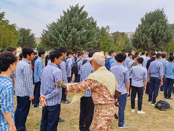 اردوی آموزشی تیراندازی و بازدید از موزه و مزار شهدای گمنام در شهرستان بروجرد