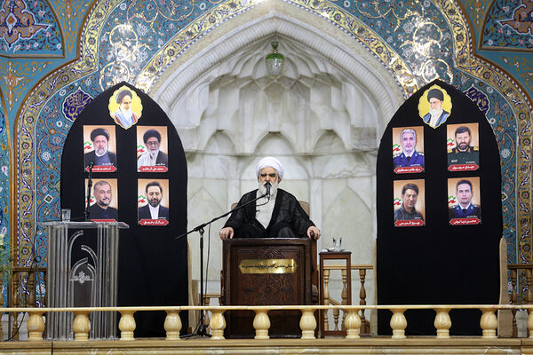 مراسم بزرگداشت والده «سید حسن نصرالله» در قم