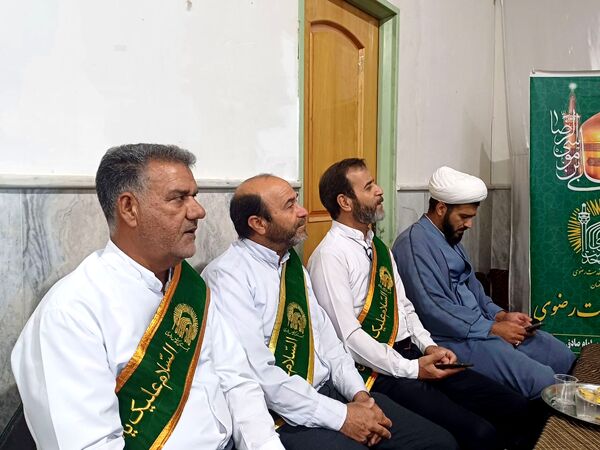 جشن ولادت امام رضا(ع) در مسجد ابوالفضل شهر حبیب آباد 