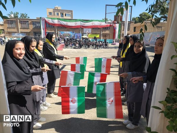 جشن «جوانه‌ها» در سنندج با حضور مشاور وزیر آموزش‌وپرورش