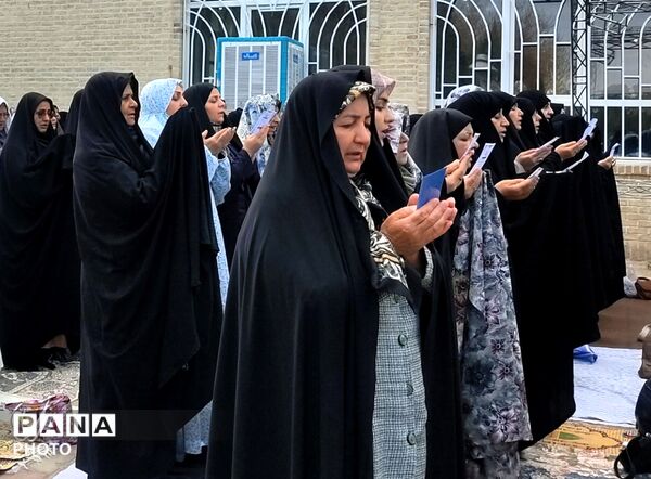 نماز عید سعید فطر در شهرستان کاشمر 