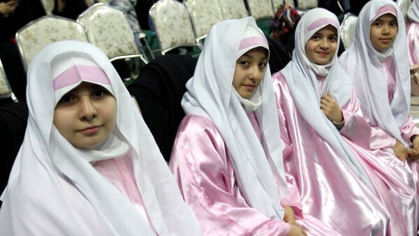 جشن میلاد حضرت فاطمه معصومه (س) و روز دختر در ورزشگاه ۶ هزار نفری انقلاب زنجان 