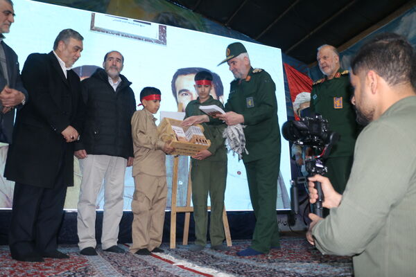  مراسم بزرگداشت سرداران شهیدحسین خرازی و رسول زرین