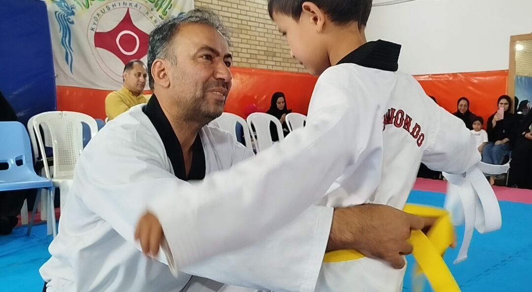 دانش اموزان تکواندوکار کاشمری پله اول ترقی را پیمودند