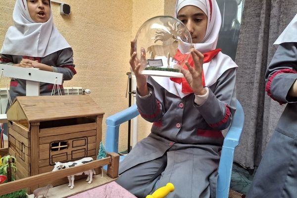 جشنواره ماها در مدرسه مصطفوی سامان 