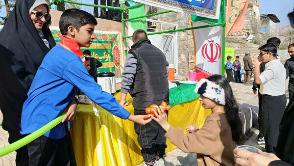 برپایی موکب  توسط هیات دانش‌آموزی و پیشتازان آموزشگاه شهید منصور عامری 