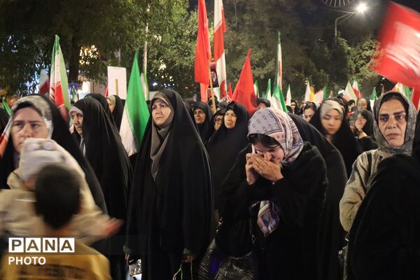 دویست و سی و دو شب از اجتماعات شبانه حسینیه امام خمینی نیشابور 