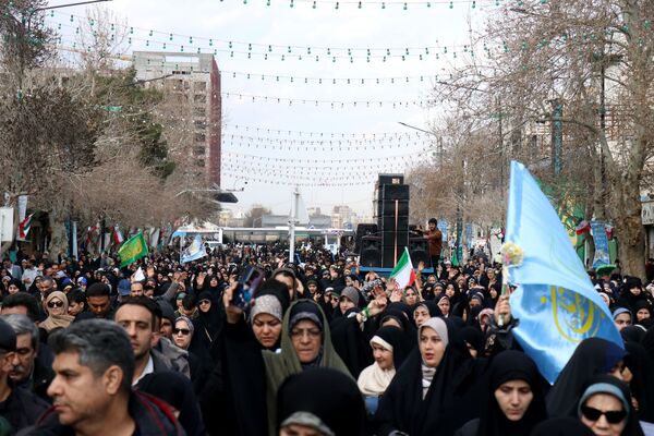 اجتماع عظیم منتظران ظهور در میدان شهدا مشهد