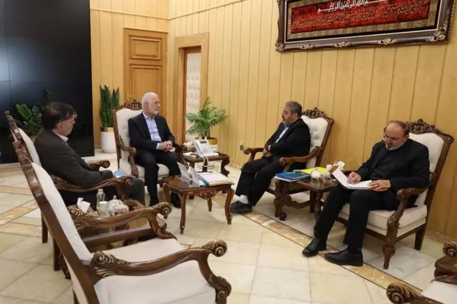 دیدار رئیس سازمان پدافند غیرعامل کشور با وزیر کشور

