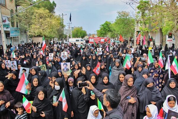 حضور پرشور مردم انقلابی شهرستان منوجان در راهپیمایی روز قدس 