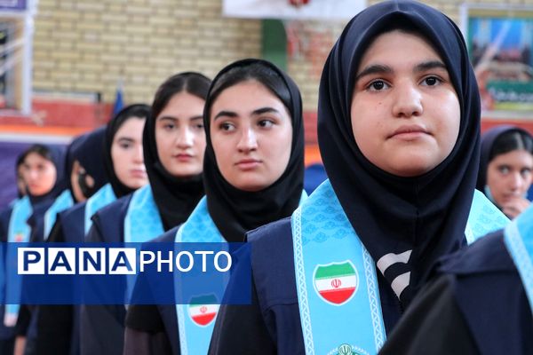 همایش «یاوران انقلاب» در بهارستان‌دو