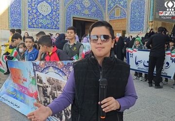 حضور پرشور دانش‌آموزان اصفهانی در راهپیمایی ۱۳ آبان