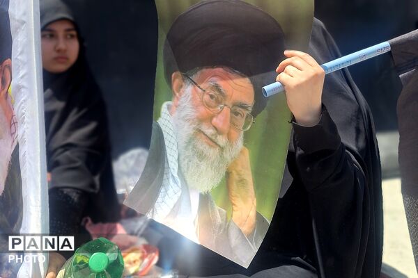 شهر در سوگ؛ قلب‌های تپنده در بدرقه ابدی «رهبر شهید»