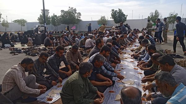 حضور پُر‌شور مردم بوموسی در نماز عید سعید فطر