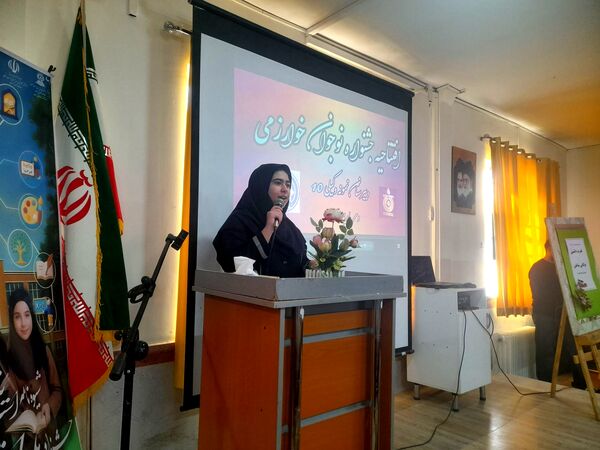 افتتاحیه جشنواره نوجوان خوارزمی در دبیرستان نمونه وکیلی۱۰ 