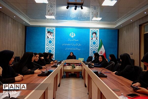 سنجش شایستگی مربیان کودکستان در بهارستان دو