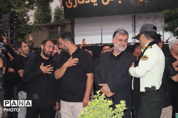  لبیک عاشورایی مردم نظرآباد در غروب دلتنگی کربلا