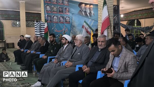 حماسه حضور مردم ولایتمدار روستای شیاسی در میدان