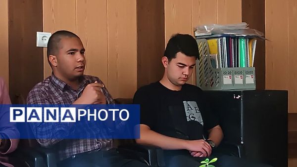 اولین جلسه  شورای دانش‌آموزی دبیرستان شاهد ابوذر غفاری 