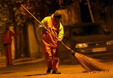 نظافت پایتخت با تلاش شبانه روزی پاکبان‌ها بی‌وقفه انجام می‌شود