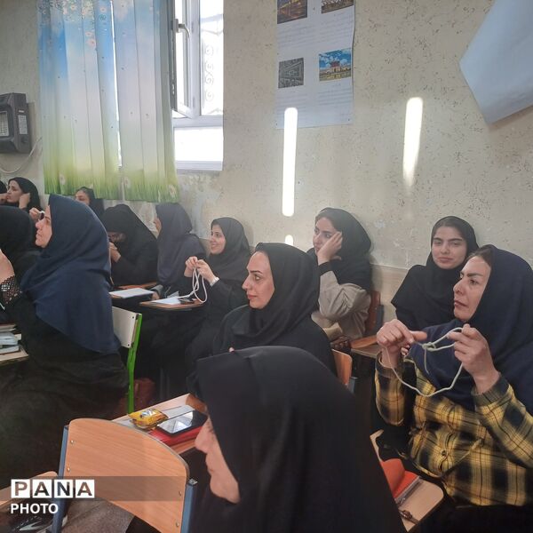 آموزش مربیان پیشتاز در جهرم