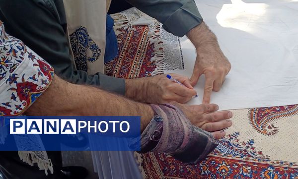 آیین بهره‌برداری از گذر صنایع دستی اصفهان