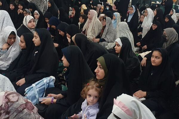 اقامه نماز جمعه در مصلی بزرگ نسیم شهر
