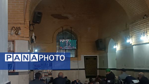 نماز جمعه در آخرین جمعه ماه رمضان در نیشابور 