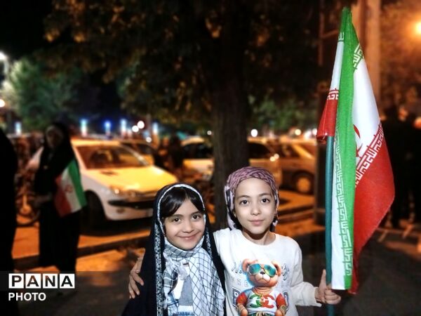 تویسرکان یک‌صدا برای ایران