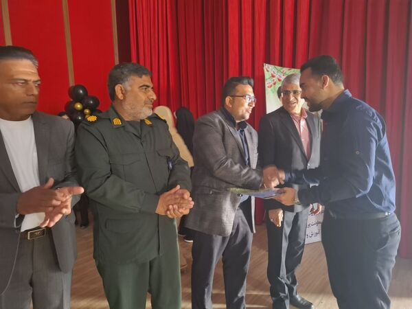 تجلیل از ستارگان برتر در فین