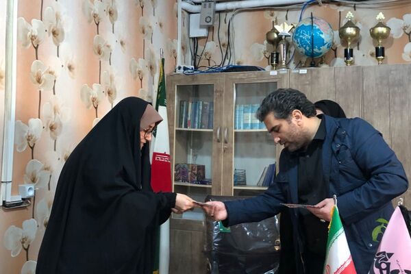  تجلیل از آموزگاران فعال طرح “حامی” در مدرسه هدی  شهرقدس