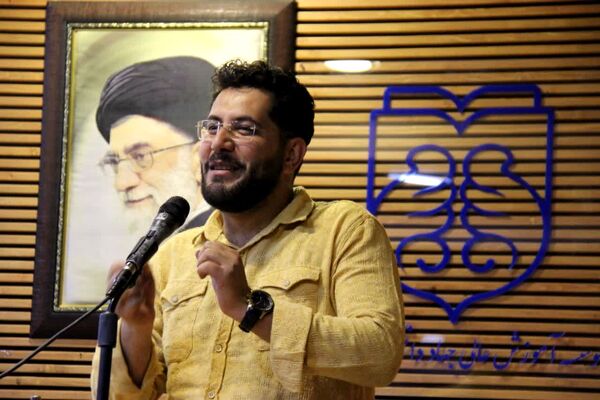 نشست ادبی «عصر دلنشین» در کرمانشاه