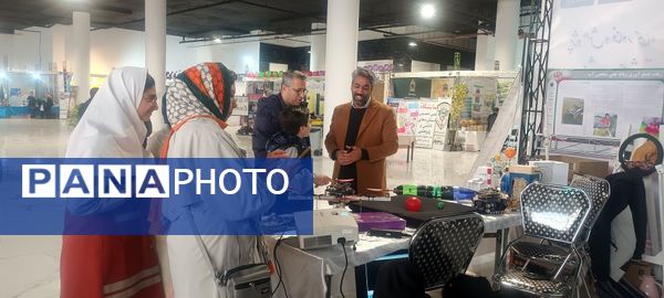 اختتامیه نمایشگاه دستاوردهای علمی و پژوهشی 