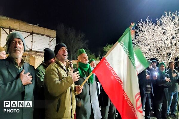 هستیم بر عهدی که بستیم تا آخر جان