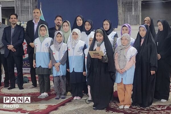از ایستگاه سلامت تا پیاده‌روی کنار فوتبالیست‌ها