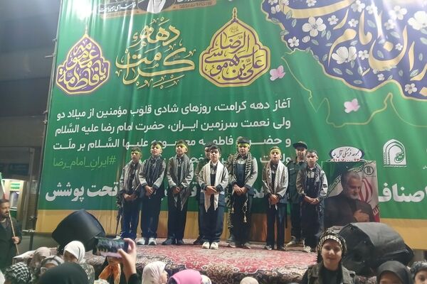 حضور پر شور مردم همدان ،در اجتماعات شبانه آرامگاه بوعلی 