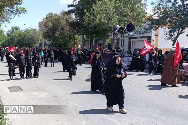 سیل عاشقان حسینی در بجنورد؛ جاماندگان اربعین، هم‌قدم با کاروان عشق -1
