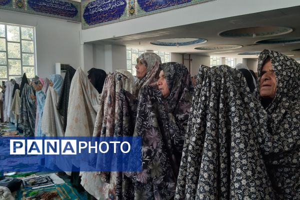 اقتدار مردم شهرستان لردگان در نماز جمعه