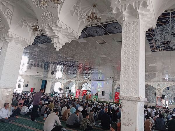 نماز عبادی سیاسی جمعه در شهرستان کاشمر 