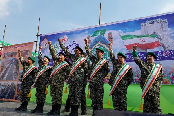راهپیمایی ۲۲بهمن در کهریزک و باقرشهر