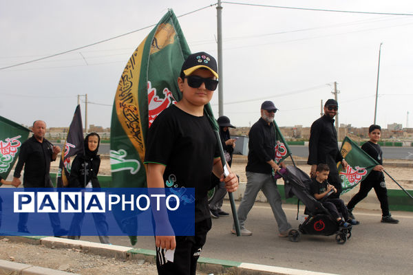 پیاده‌روی خانوادگی جاماندگان اربعین حسینی(ع) در قم