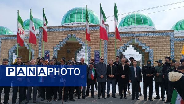 حضور گسترده مردم شهر توره در راهپیمایی۲۲ بهمن، تجلی اتحاد و ایستادگی