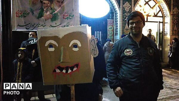 حضور گسترده و پرشور مردم انقلابی نیشابور در مراسم شهادت رهبر شهید
